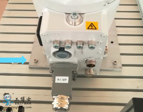 ABB機(jī)器人拆包及安裝流程